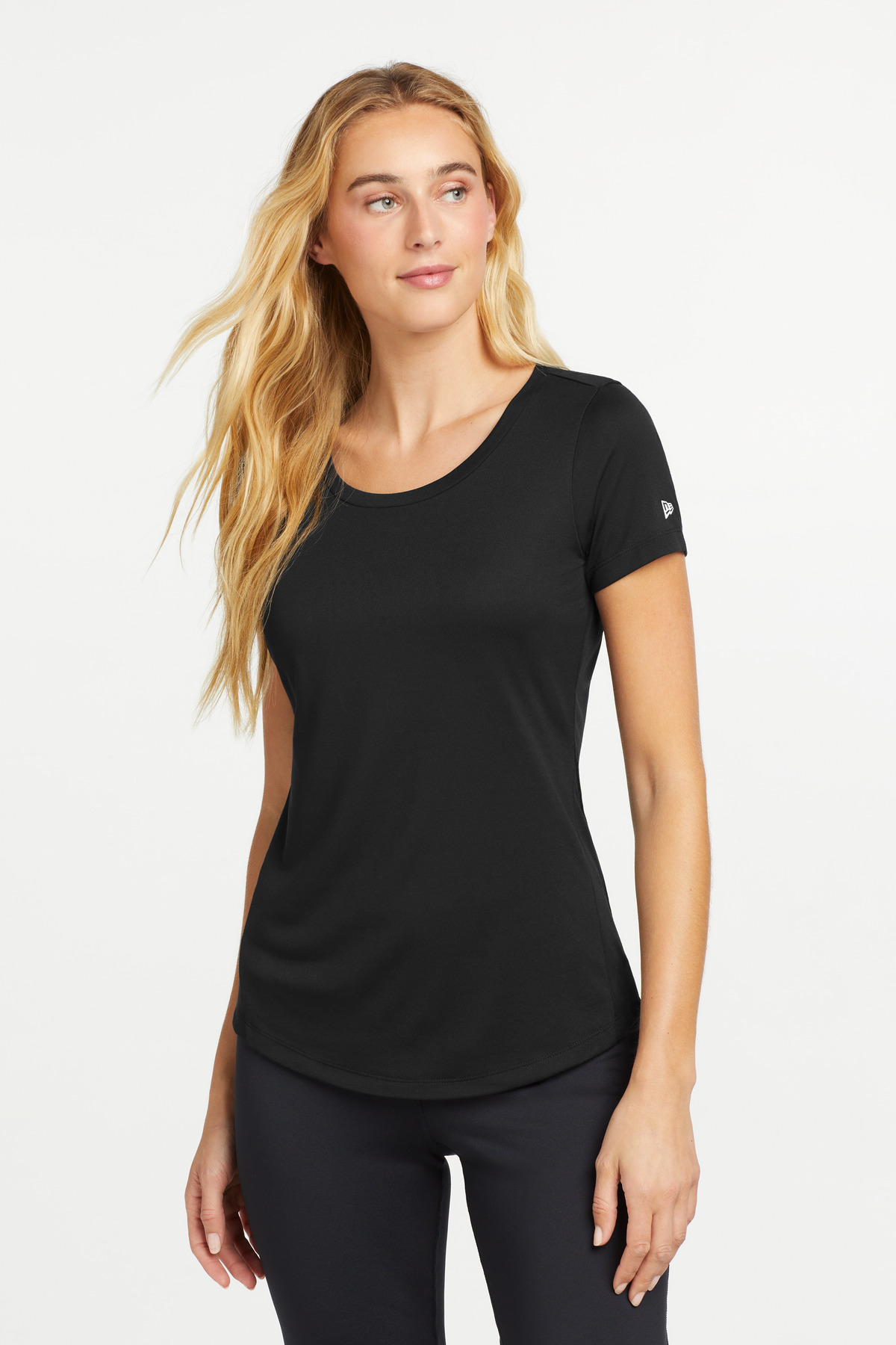 New Era  ®  Women's Series Performance Scoop Tee