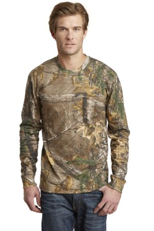 Russell Outdoors ™  Realtree ®  Long Sleeve Explorer 100% Cotton T-Shirt with Pocket